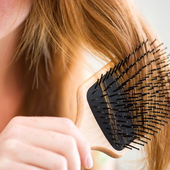 Brushing techniques 11 - Brushing tips for healthy, shiny hair