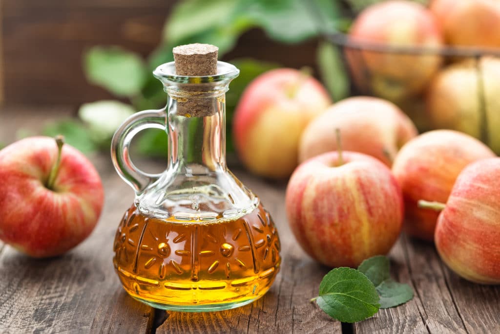 benefits of apple vinegar in the hair