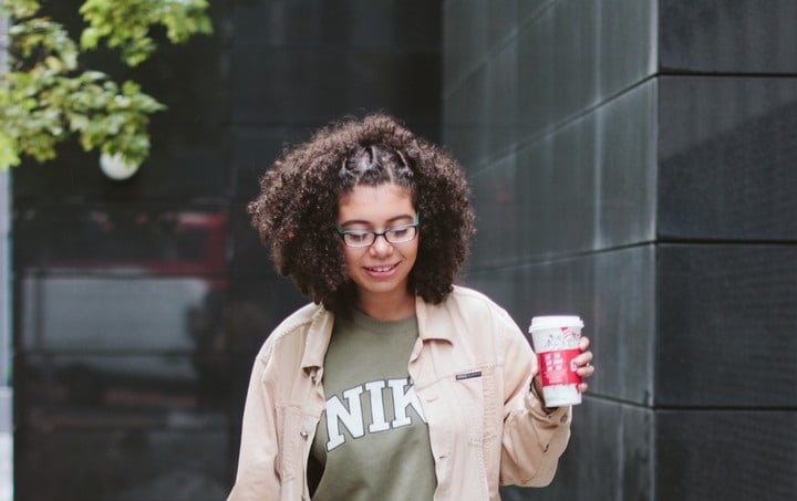 Twisted curly hair on top to show all your beauty