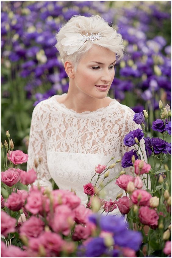 Check hairstyles for short hair for weddings