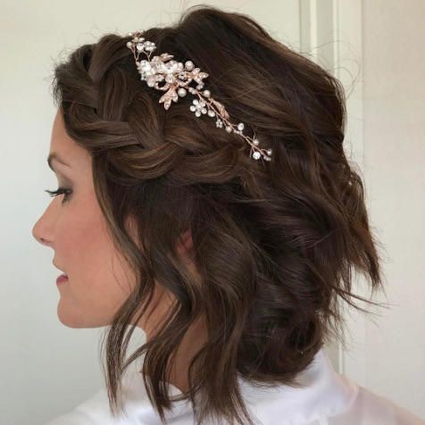 Check hairstyles for short hair for weddings