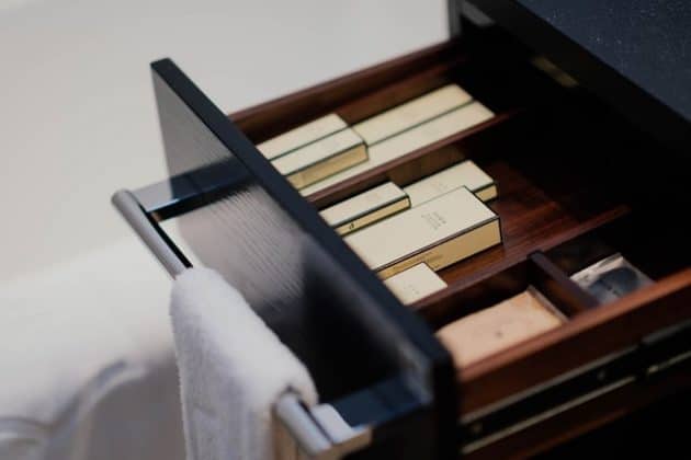 tidy makeup drawer